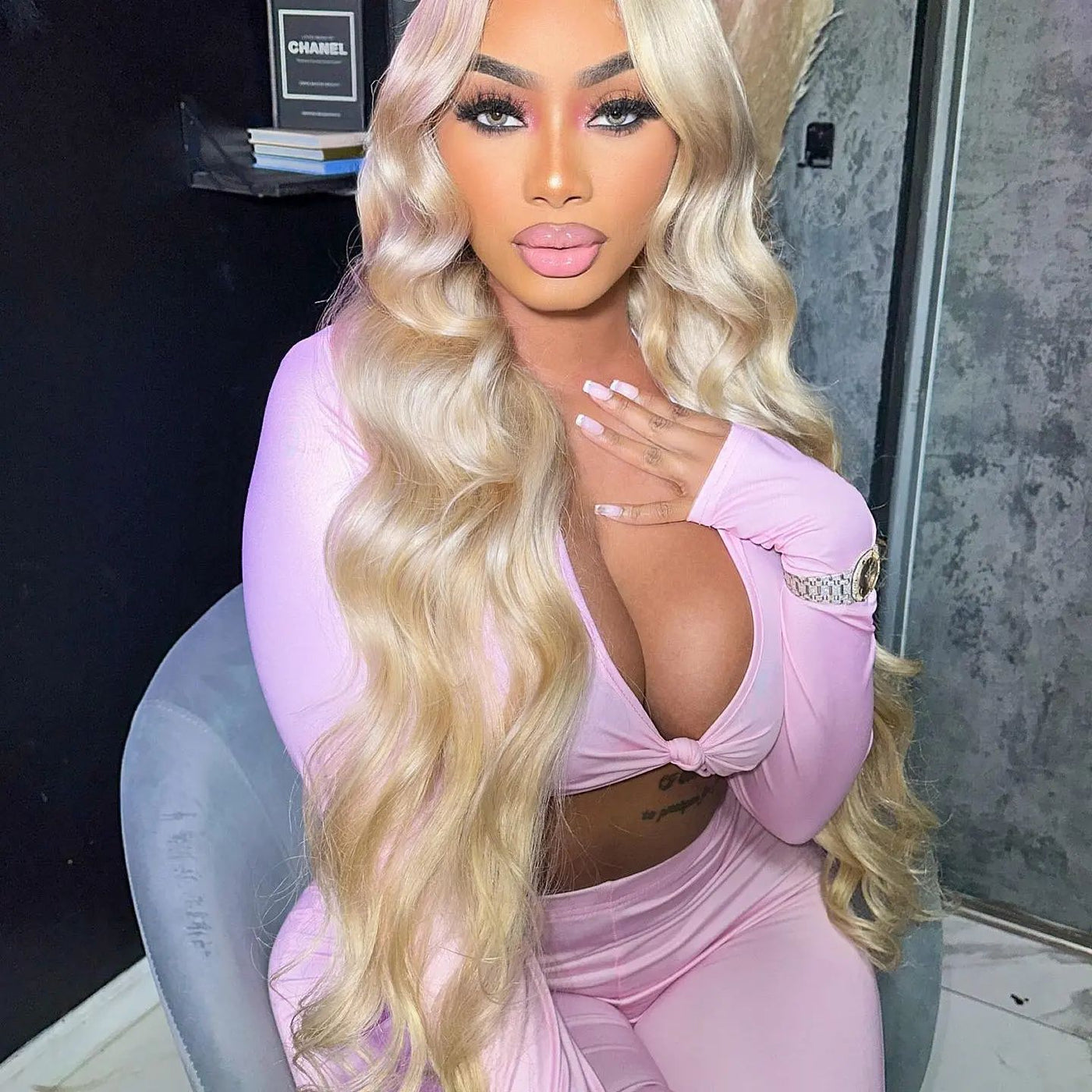 Ash Blonde 13x4 Trasparent Lace Front Wig Body Wave Human Hair wig For Women